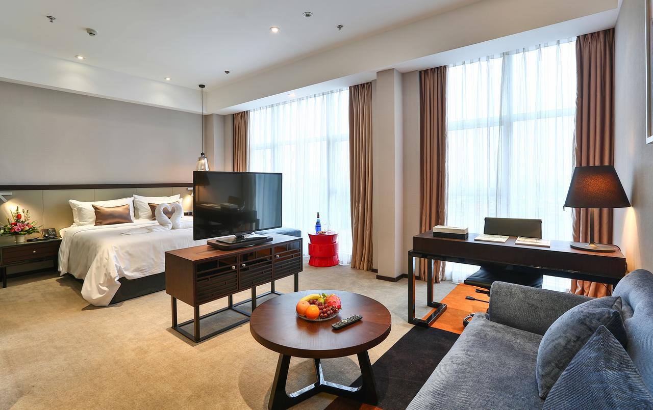 Ramada Encore Guanghan エクステリア 写真