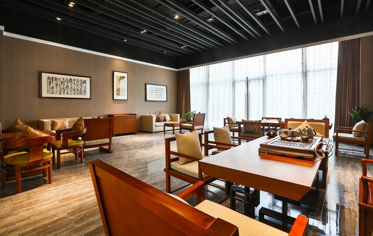 Ramada Encore Guanghan エクステリア 写真